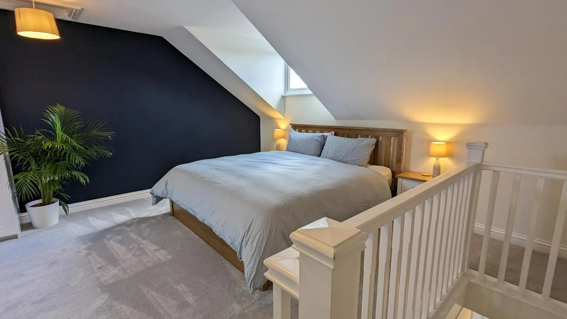 Stunning Super Kingsize Room - Cheltenham Festival